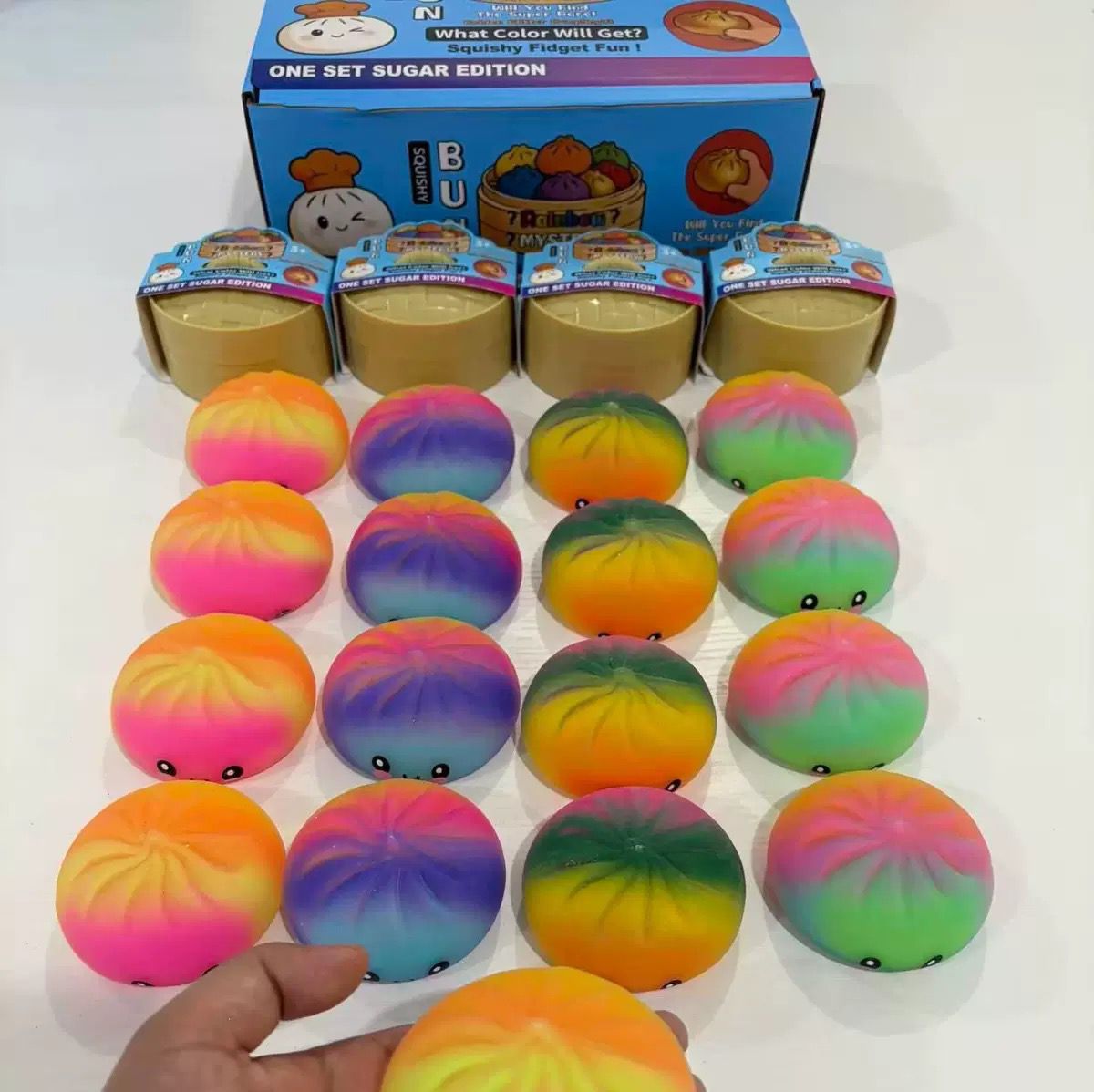 Dumpling Rainbow Squishy Toys. 8,5cm.