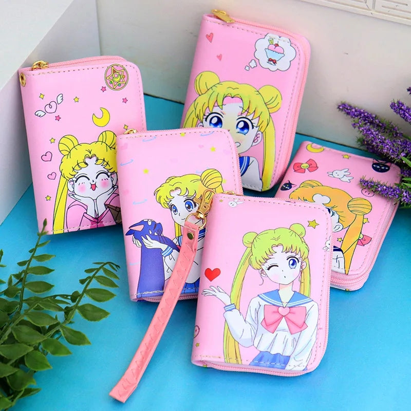 ΚΩΔ:14-074 Πορτοφόλι Sailor Moon Από PU Δέρμα 12,5×9εκ Σε 5 Σχέδια